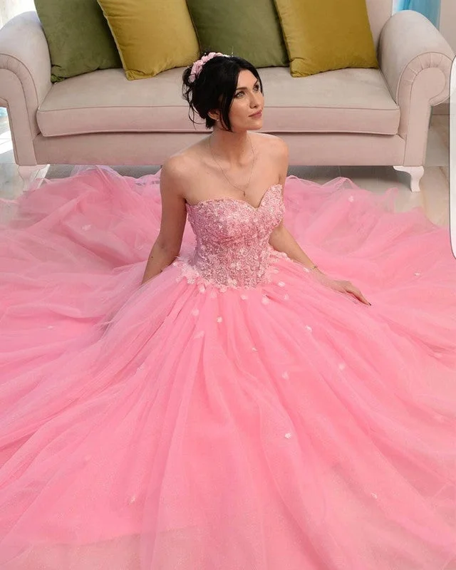 Ball Gown Sweetheart Dresses With 3D Flowers Beaded Bridal Gown