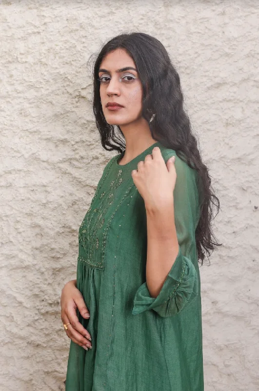 Bottle green paarijaat dress Chiffon unclassified dresses