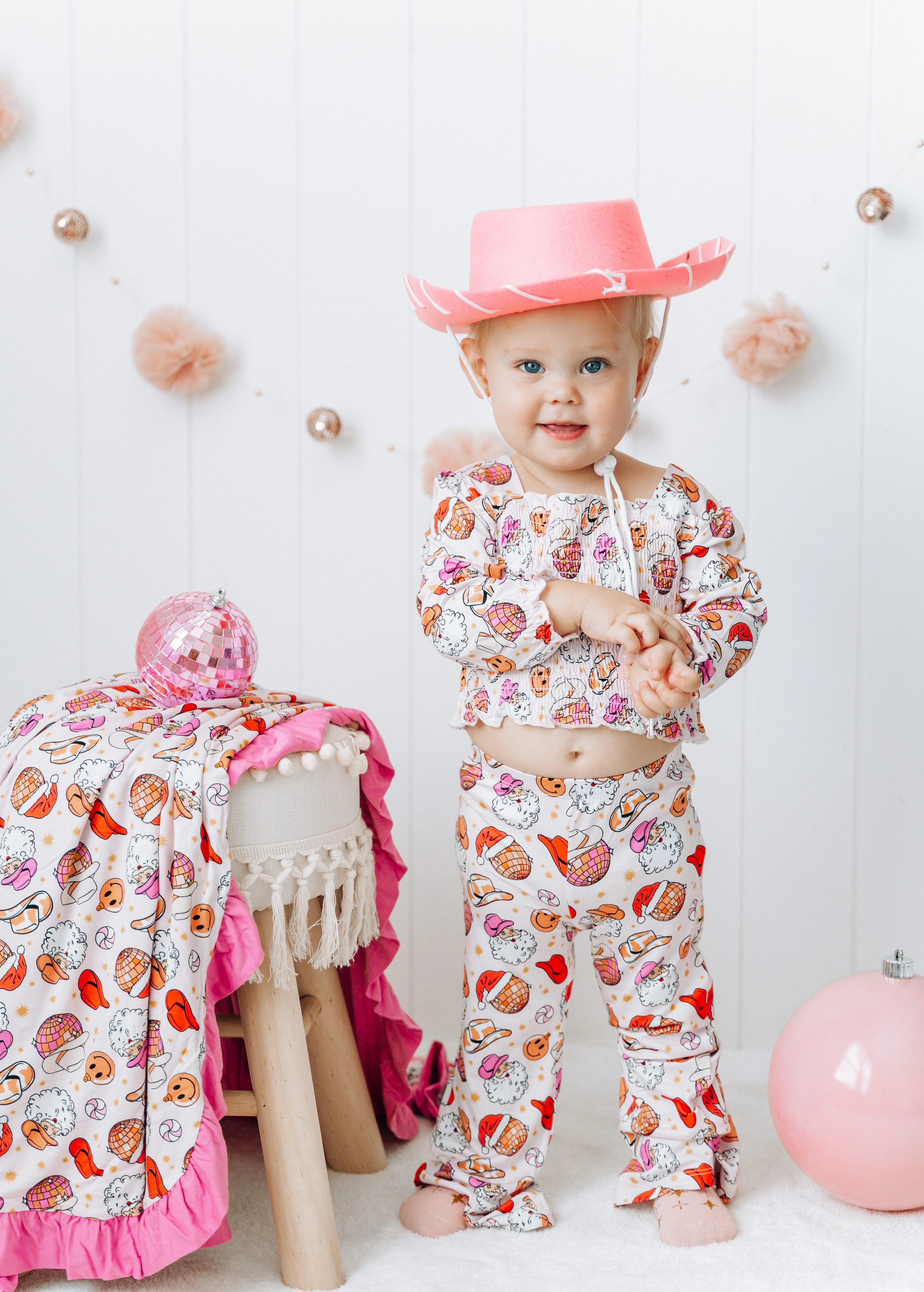 Cowgirl Claus Dream Smocked Flare Set Lace unclassified dresses