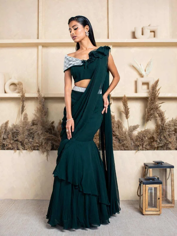 Fish Cut Drape Saree with Pearl Belt Party unclassified dresses